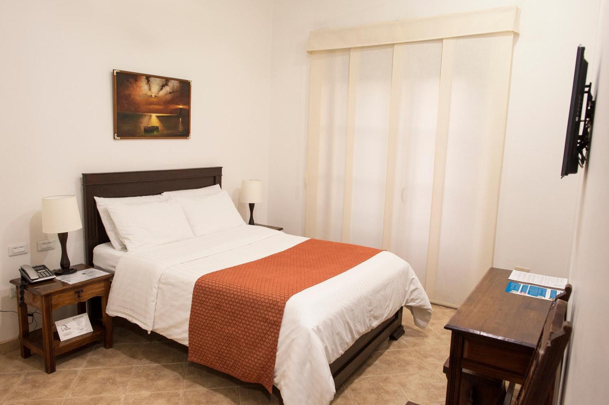 Hotel La Plazuela Попаян Екстериор снимка