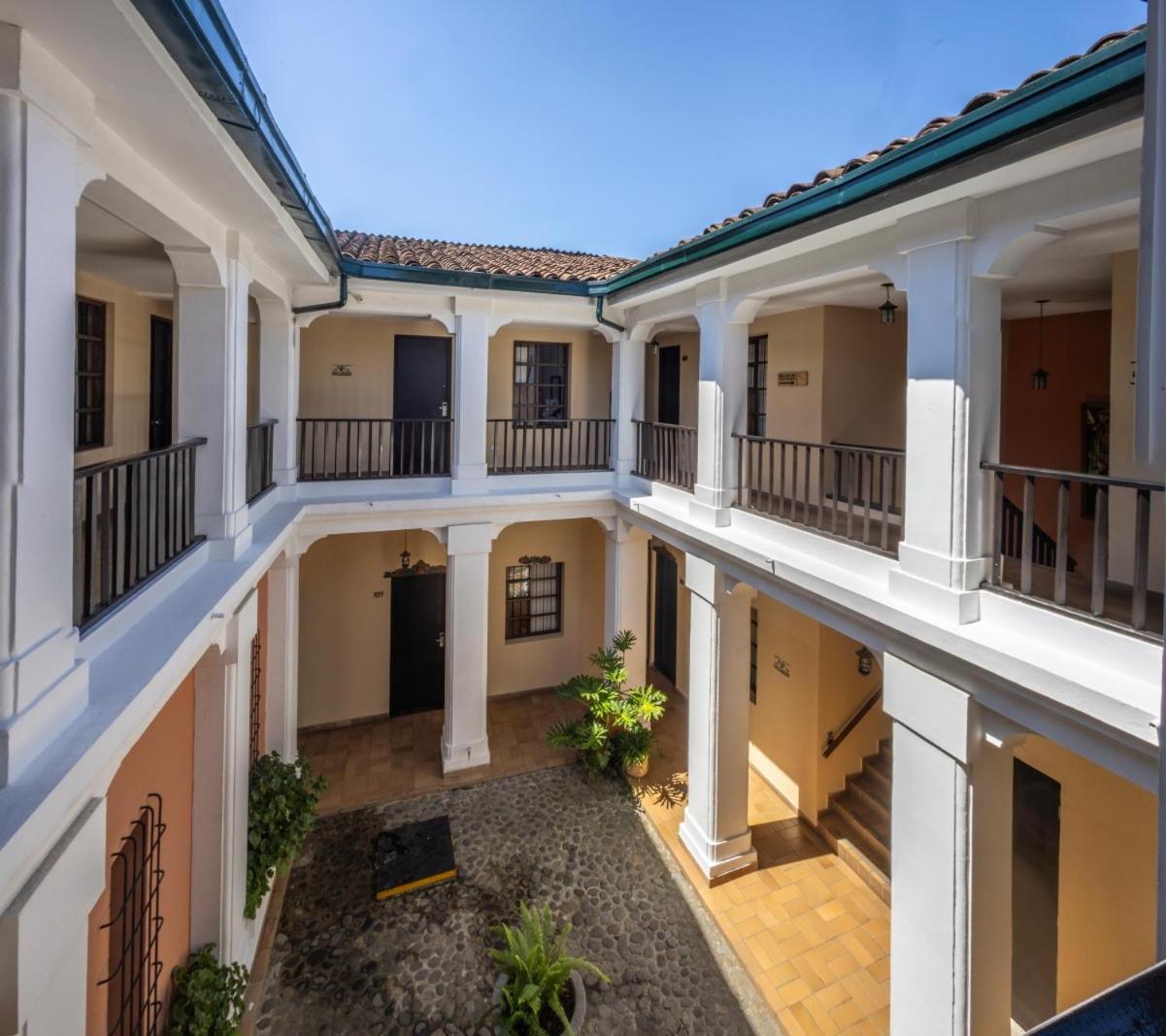 Hotel La Plazuela Попаян Екстериор снимка